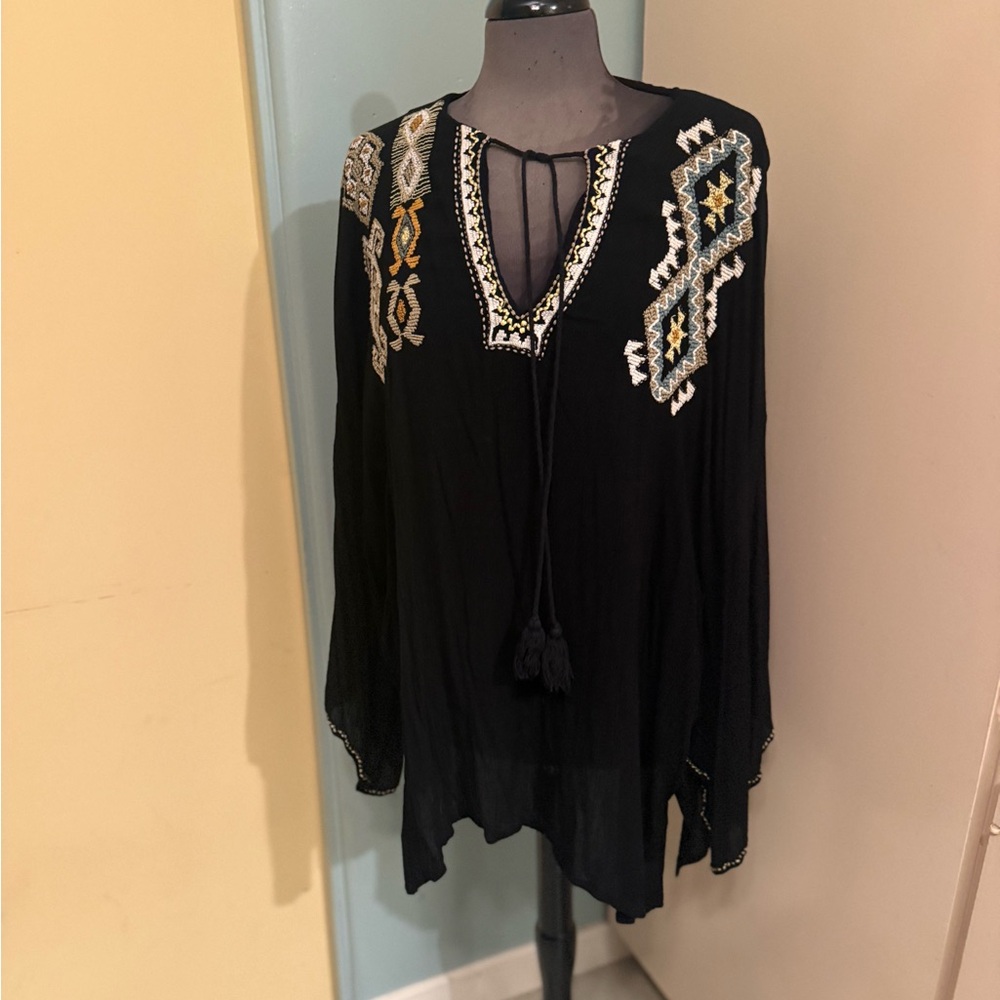 Double D Ranch Black Tunic with Embroidery